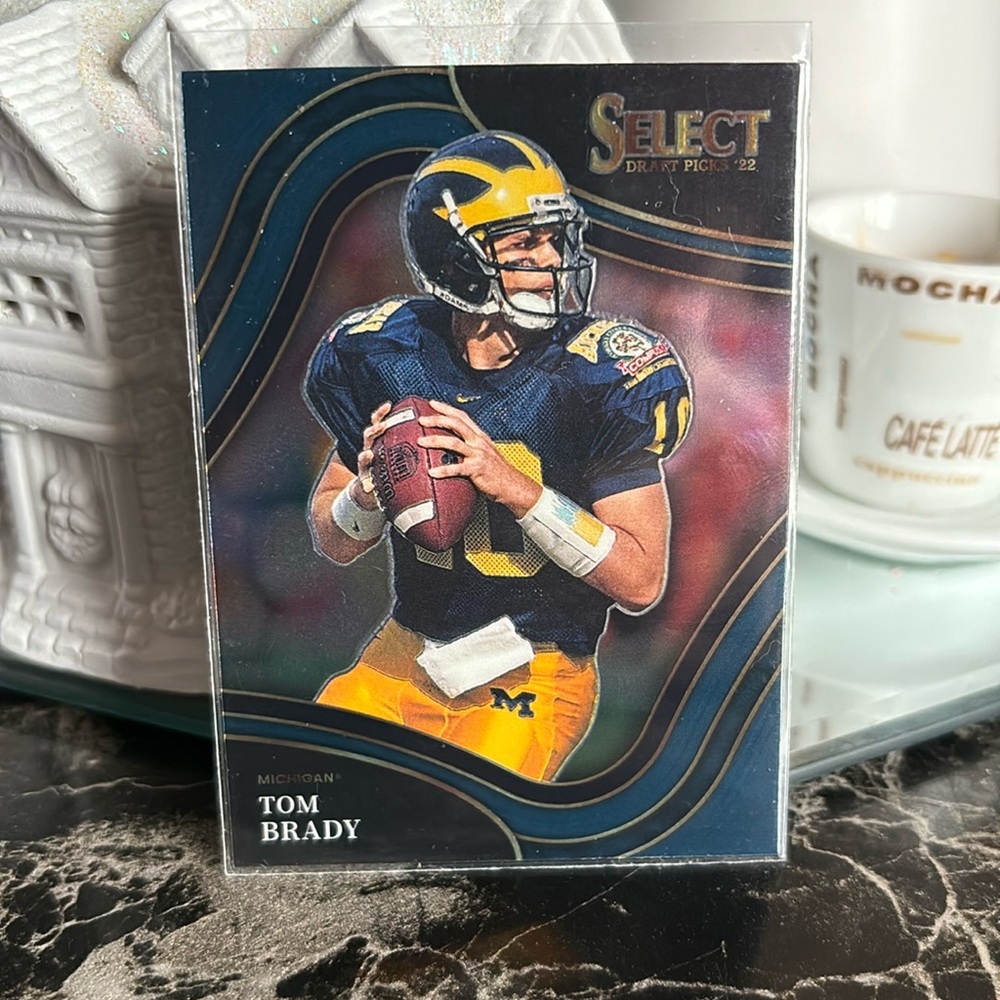 4 Tom Brady Sport Cards